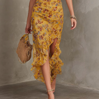 French Vintage Yellow Floral Halter Neck Dress Deep V Waist-Cinching Split Ruffle Slimming Elegant Dress